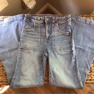 American Eagle Flare Jeans 4 Short